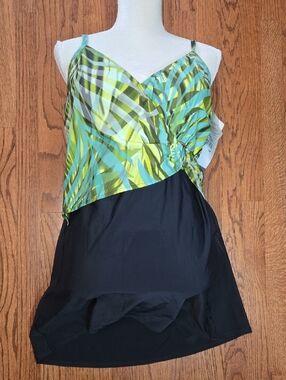 Christina Swimwear Plus Size 18 Black & Green Tropical Print Rushed Swim Dress